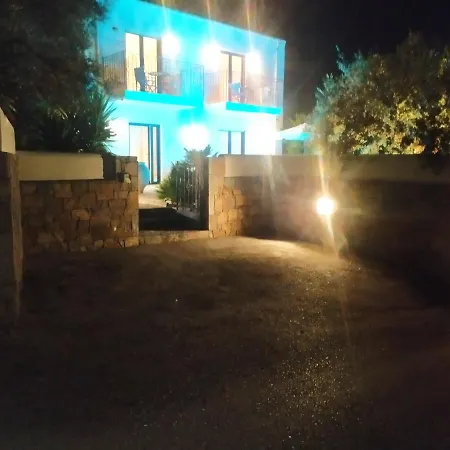 Nefeli * 赫索尼索斯