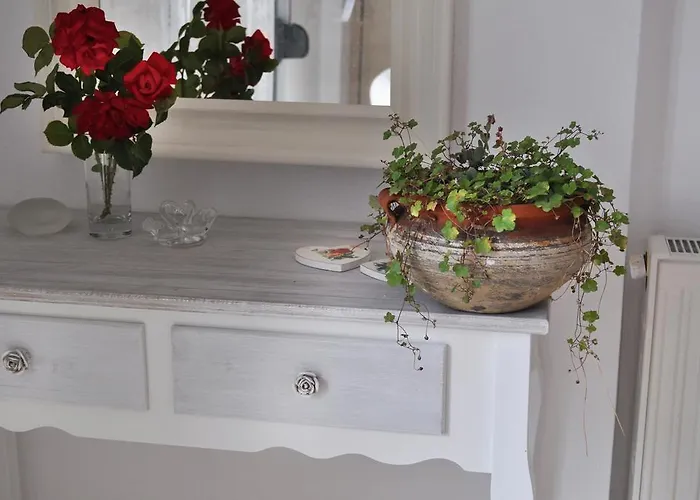 Nefeli Hersonissos (Crete)