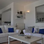 Nefeli Βίλα Χερσόνησος
