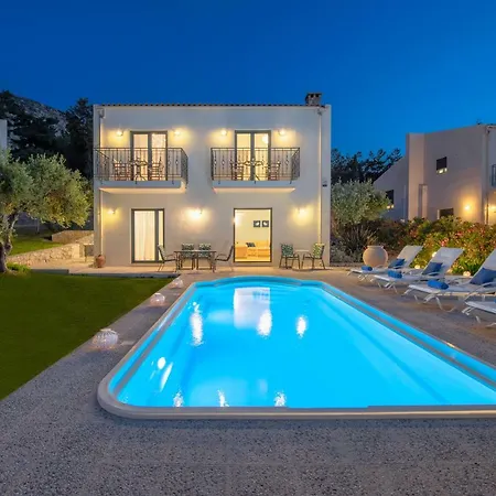 Nefeli Villa