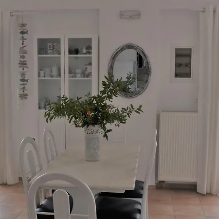 Nefeli Villa *